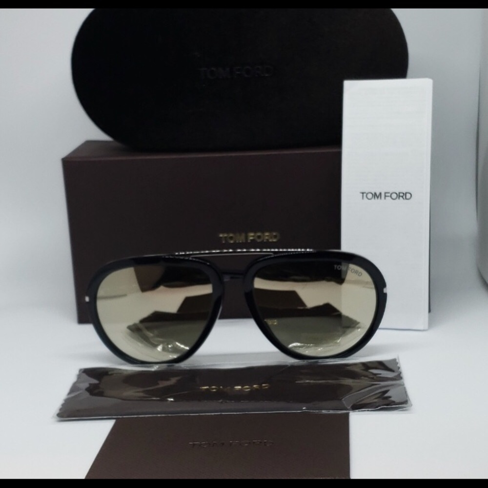 Tomford sun glasses unisex